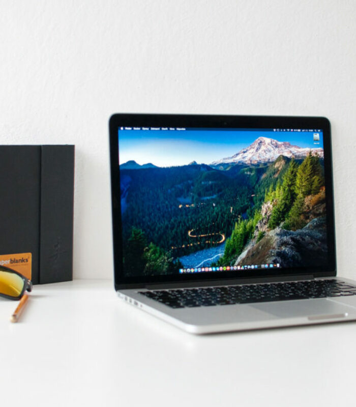 macbook-748857